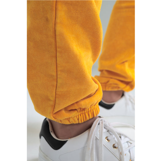 STONE WASHED SWEATPANTS - YELLOW